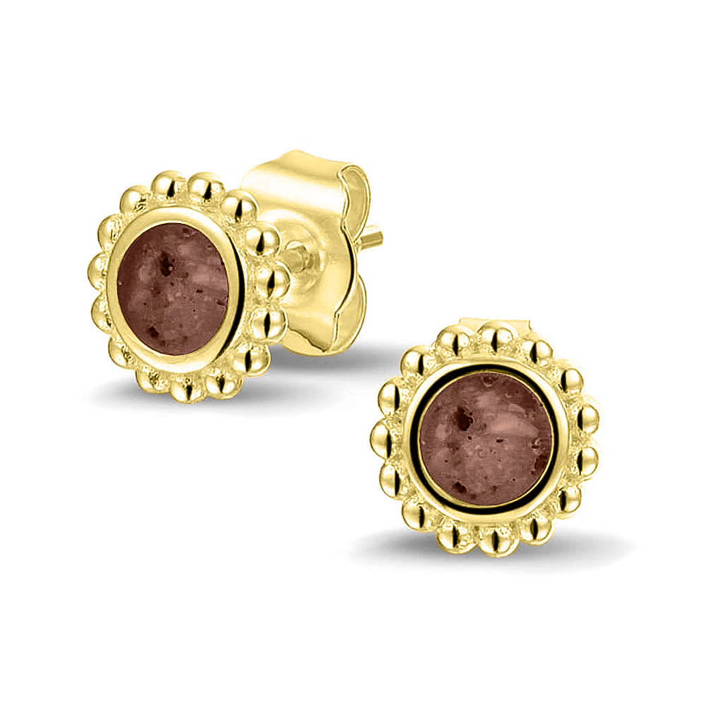 Twee stuks ronde oorstekers 8 mm zichtbaar gevuld met as of haar. Brown