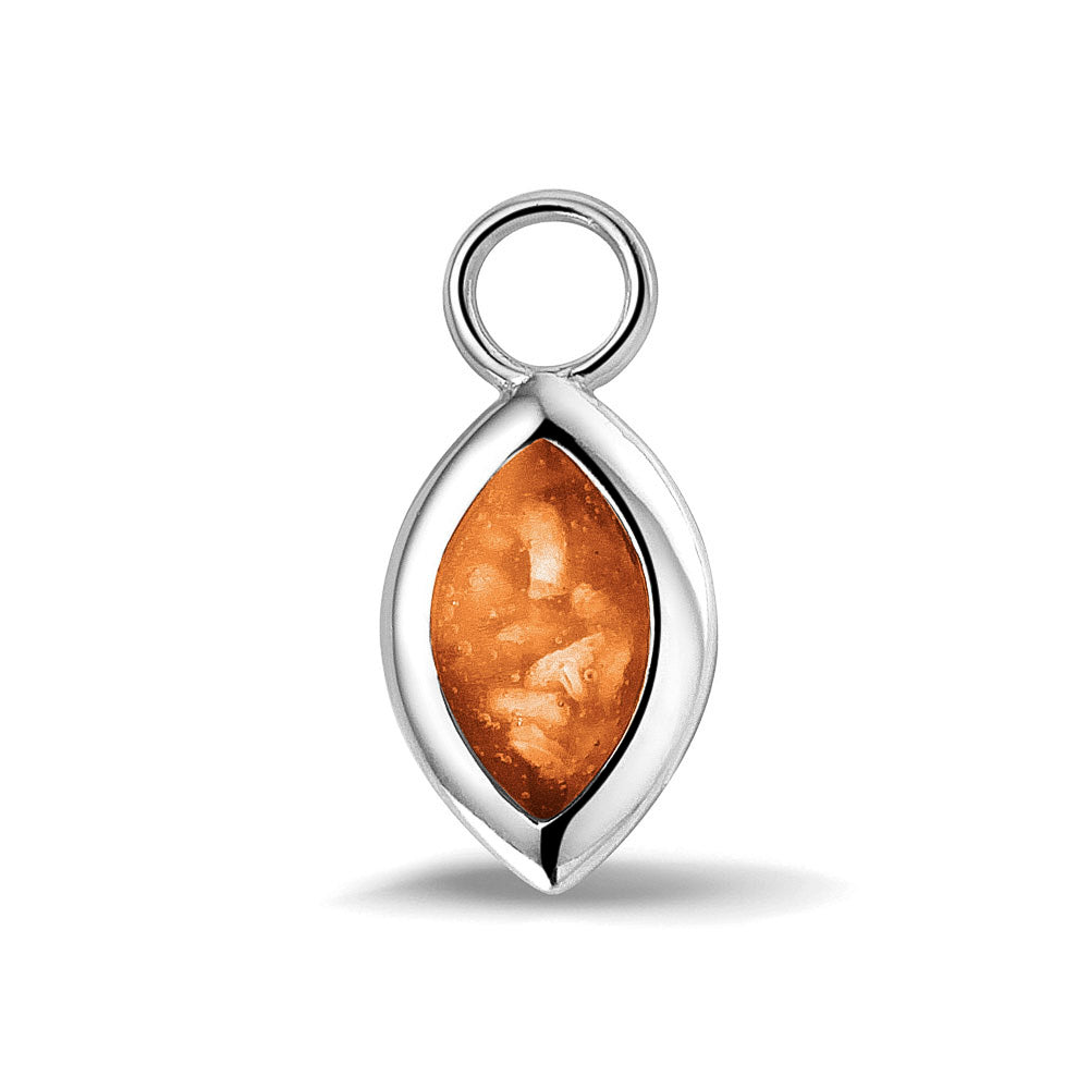 Oorhangers 21 mm lang die aan de voorzijde zichtbaar gevuld worden met as of haar. Orange.