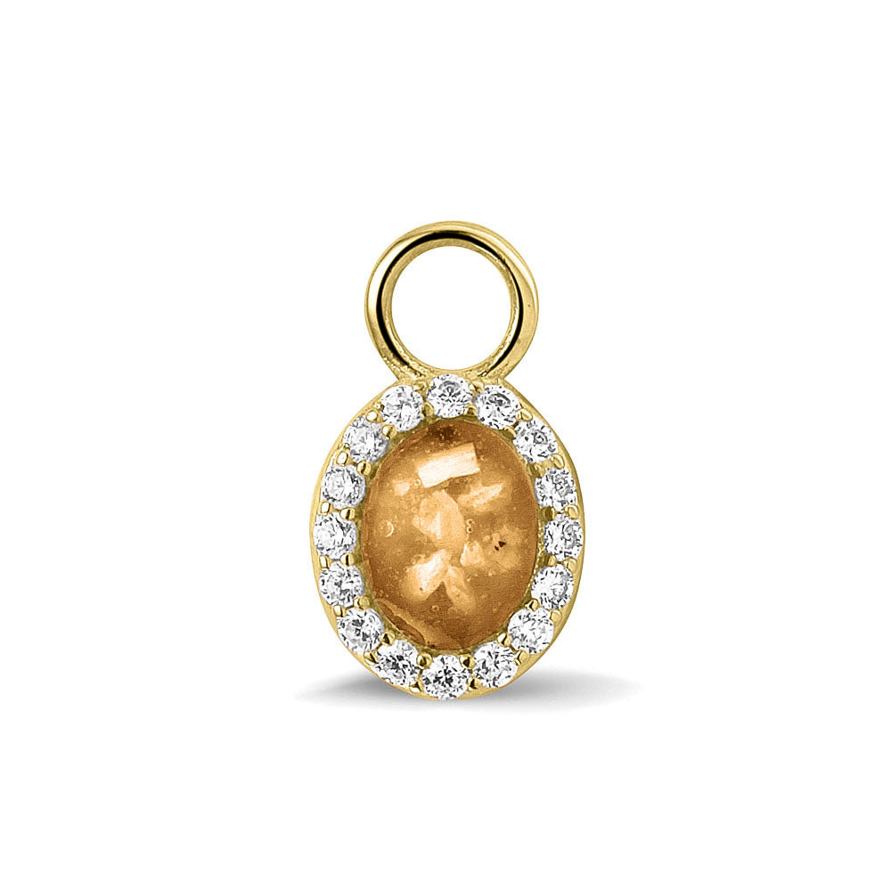 Ovaal gevormde oorhangers, 18 mm lang rondom afgewerkt met zirkonia's, aan de voorzijde zichtbaar gevuld met as of haar. gold.