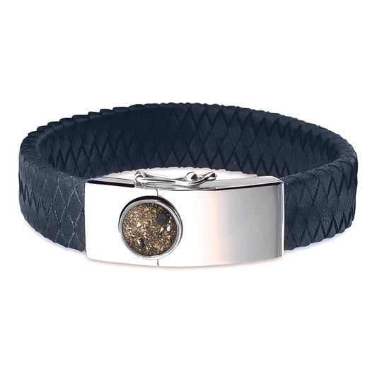 Lederen armband voorzien van as of haar in sluiting in zilver