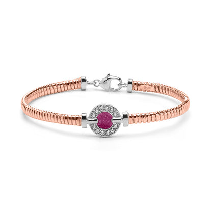 Zilveren vergulde as armband afgewerkt rondom met zirkonia's. fluo