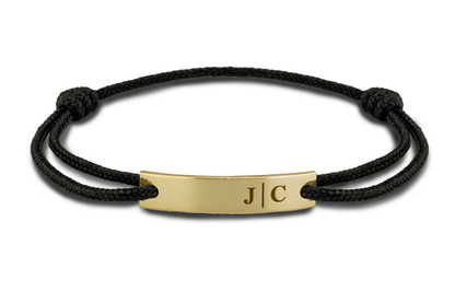 Para koord armband, met graveerplaatje aan de voorzijde. Geelgoud
