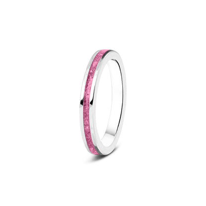 Gedenksieraad, ring 3 mm rondom zichtbaar gevuld met as of haar. Het vullen en sealen met onze speciale hars wordt in onze ambachtelijke edelsmederij gedaan. Fluo