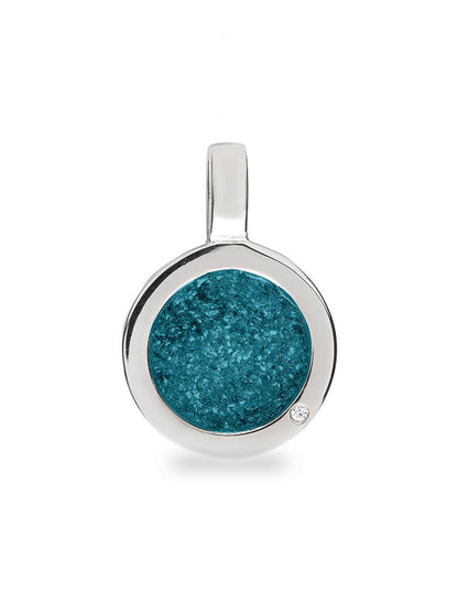 Ronde platte ashanger, gedenksieraad, waar as en haar in verwerkt wordt. Turquoise